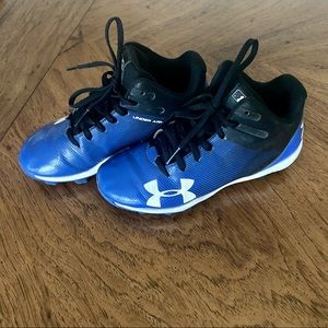 Under Armour Boys Size 1 Baseball Cleats